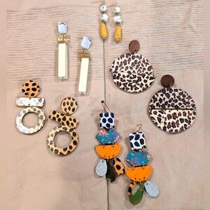 Print and Colorful Wood Statement Earrings Set